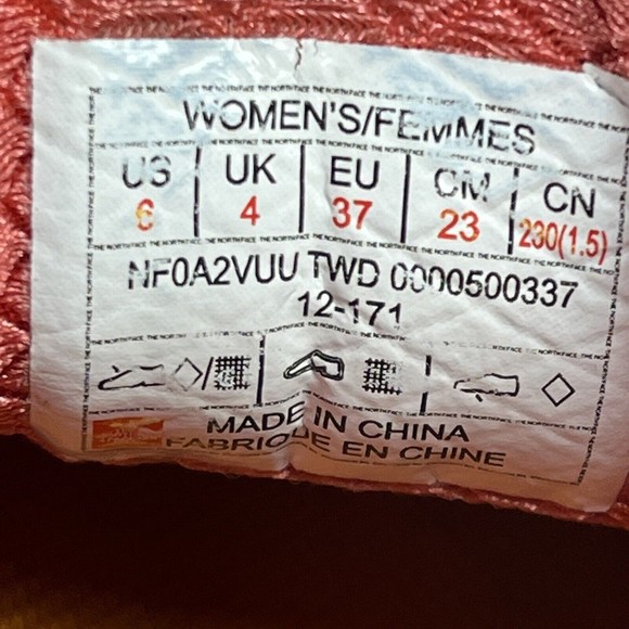 The North Face Women's Endurus TR Running Shoes Blue Red Size 6 NF0A2VUUTWD - Picture 12 of 12